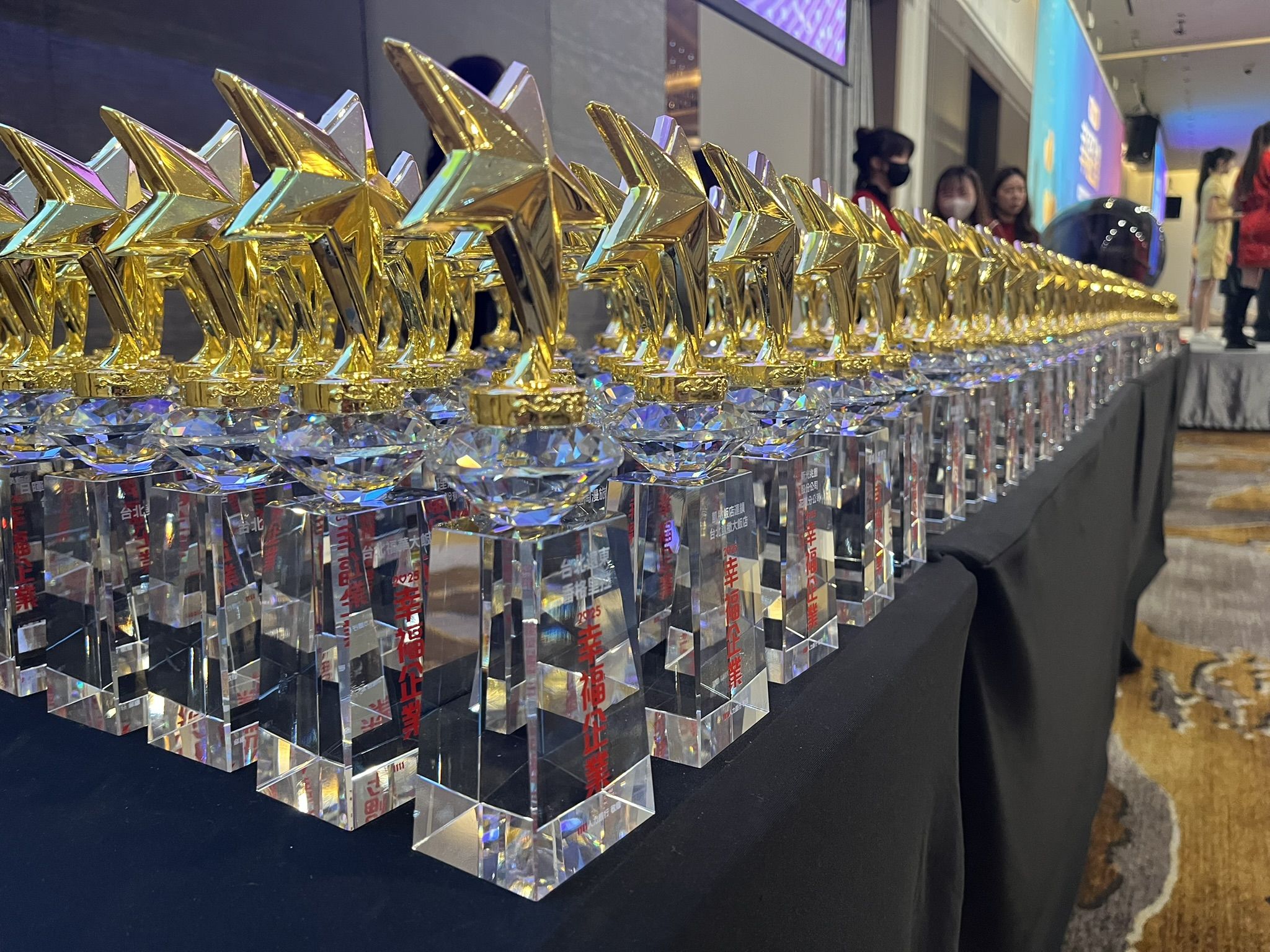 Nam Liong Global แบรนด์